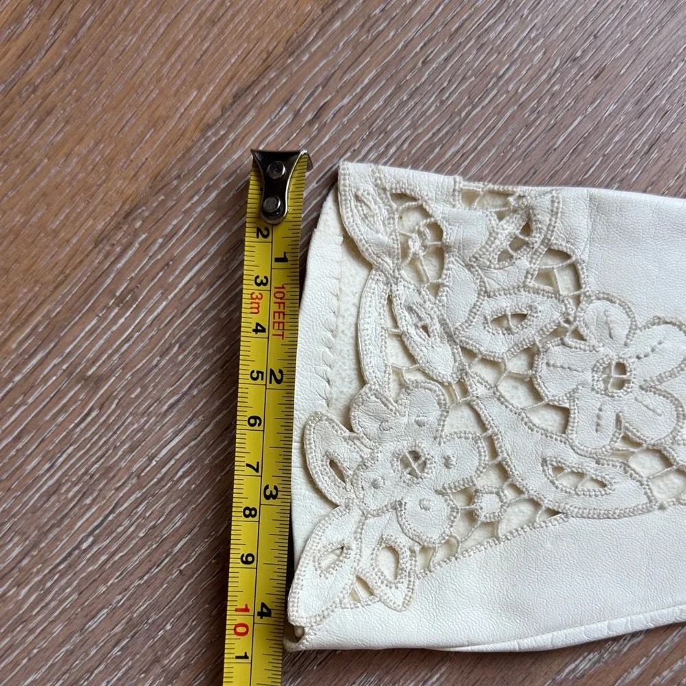 Vintage Kidskin Leather Embroidered Cream Long Gloves